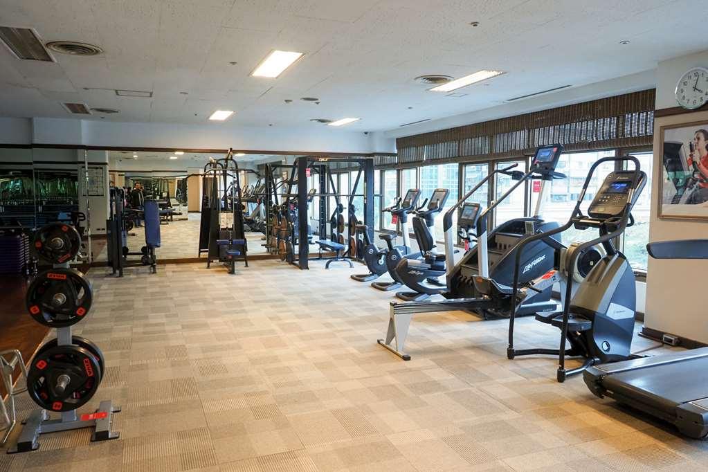 فندق ذا هوارد بلازا تايبي تايبيه المرافق الصورة The gym at the hotel
