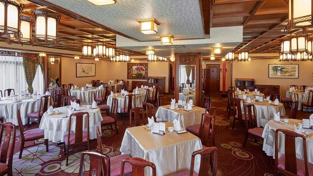 فندق ذا هوارد بلازا تايبي تايبيه المطعم الصورة Interior of the restaurant