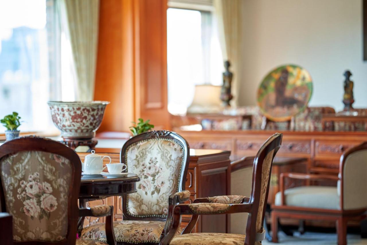 فندق ذا هوارد بلازا تايبي تايبيه المظهر الخارجي الصورة The interior of the restaurant