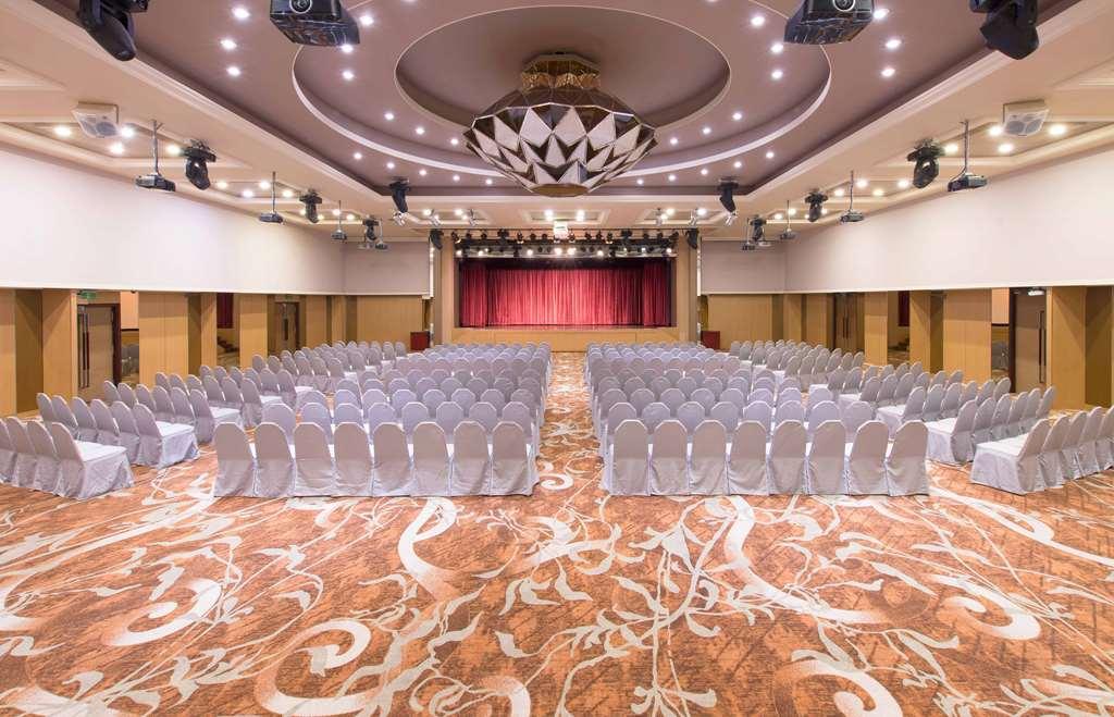 فندق ذا هوارد بلازا تايبي تايبيه المرافق الصورة The Grand Ballroom