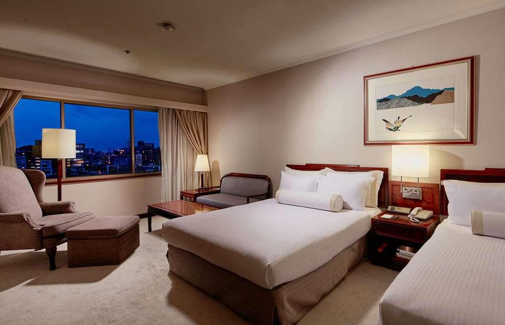 فندق ذا هوارد بلازا تايبي تايبيه الغرفة الصورة Deluxe Room